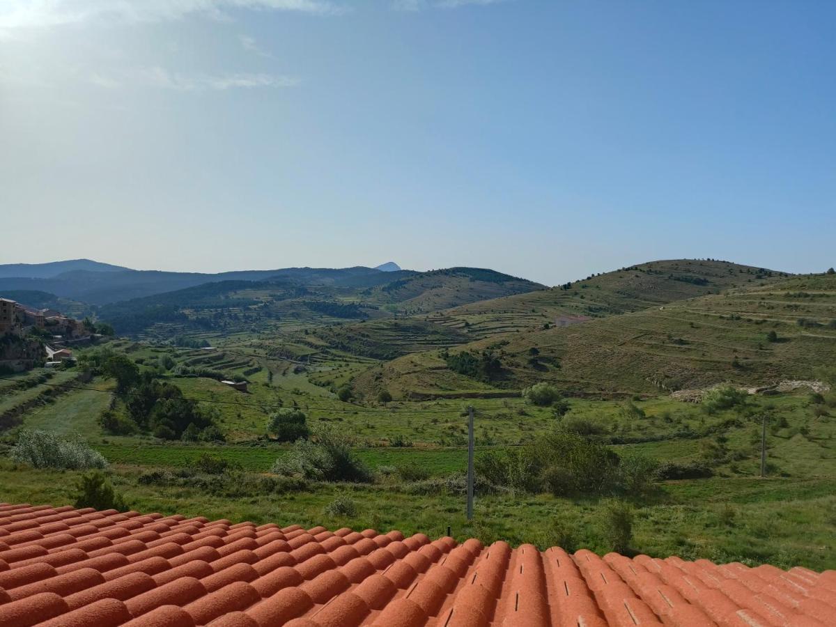 Hostal Mirall Rural Puertomingalvo Extérieur photo